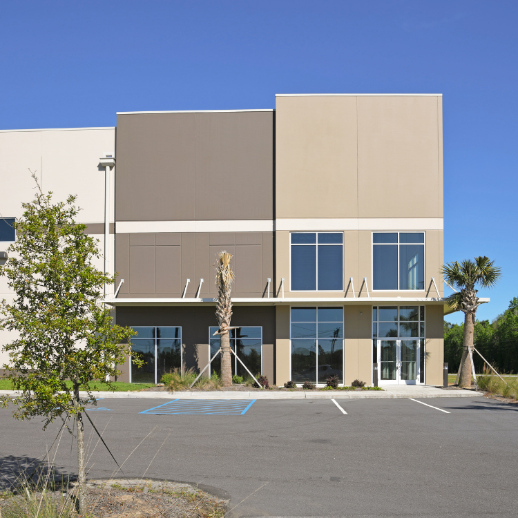 Parking Lot Litter Removal Services in Los Angeles, CA